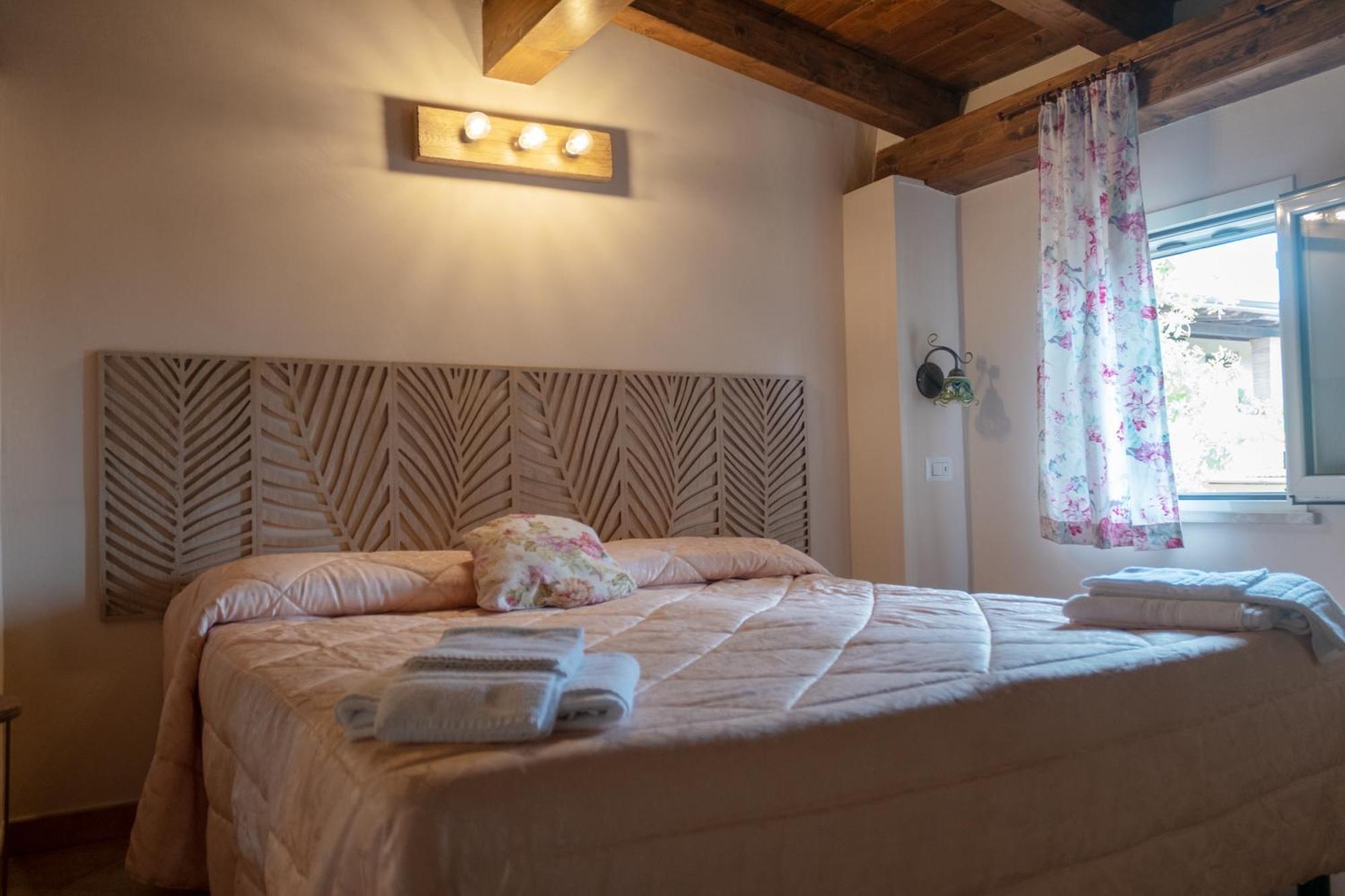I Lecci Guesthouse Сан Феличе Чирчео Екстериор снимка