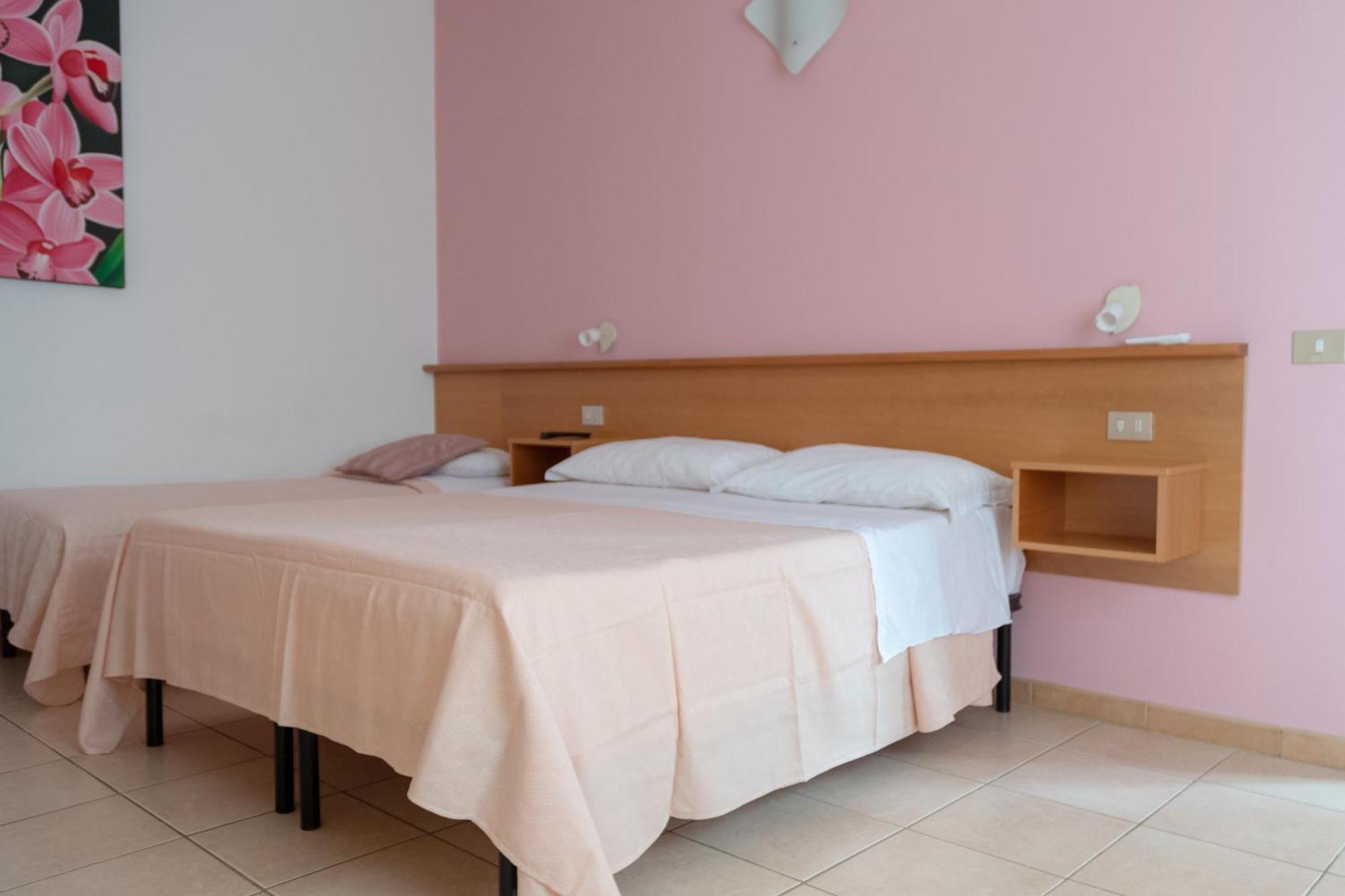 I Lecci Guesthouse Сан Феличе Чирчео Екстериор снимка