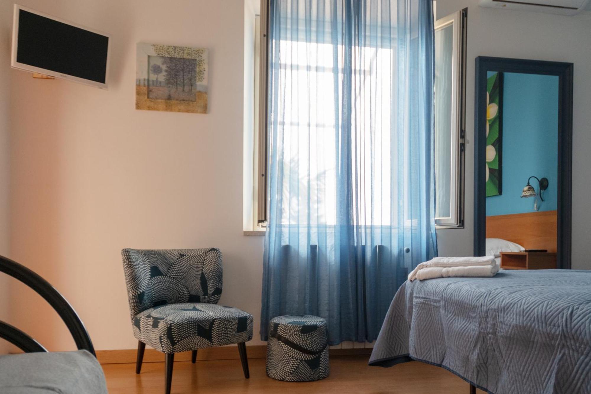 I Lecci Guesthouse Сан Феличе Чирчео Екстериор снимка